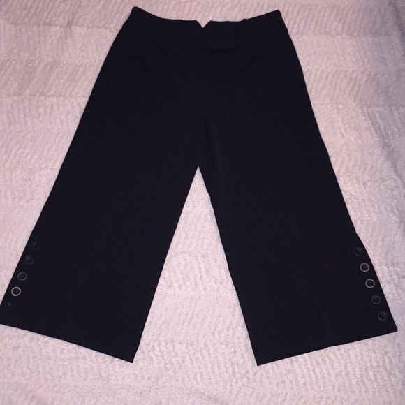 Ann Taylor,Loft, flare capris size 0 - Picture 1 of 4